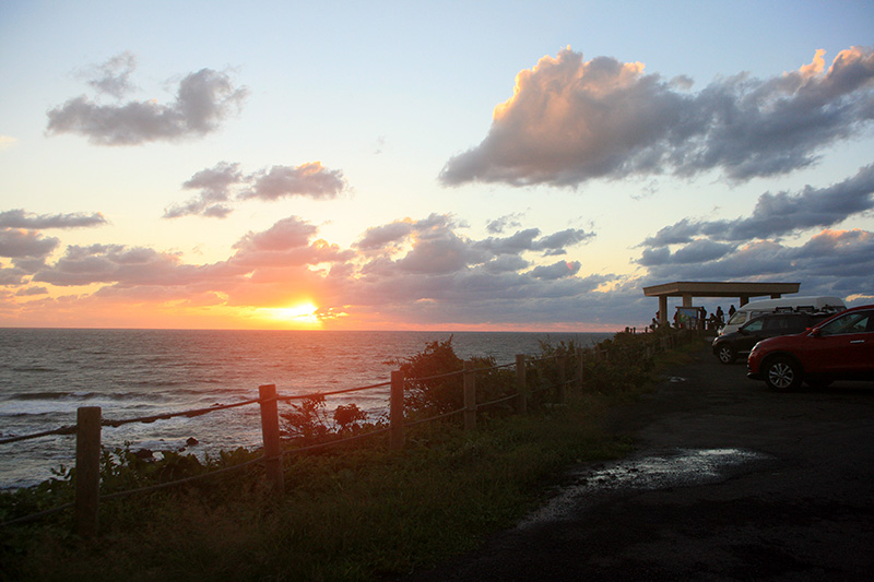 ▲雄大な日本海に沈む夕日