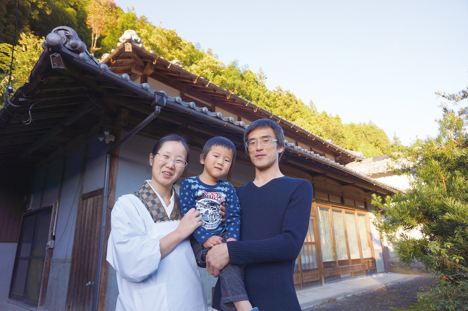 「ここに本物があった」教えてくれた久万高原での山暮らし | 移住ストーリー