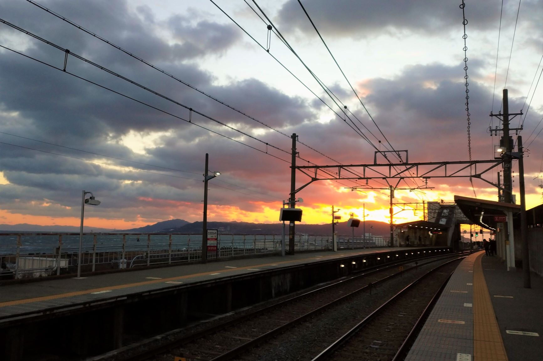神戸一の絶景を眺められる駅「滝の茶屋」 | 地域のトピックス