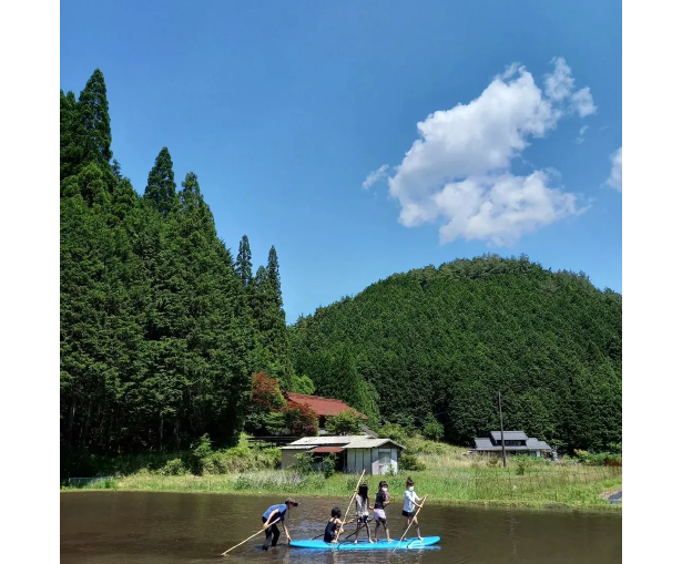 下呂市金山町で田んぼでどろんこ・SUP遊び+田植え体験! | 移住関連イベント情報
