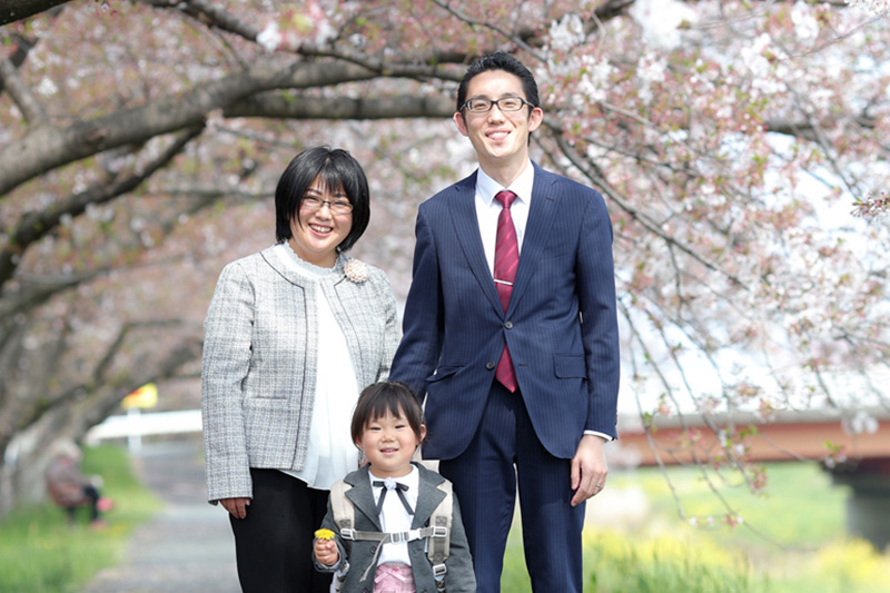 家族の笑顔を最優先!妻の地元に移住して見つけた幸せの形 | 移住ストーリー
