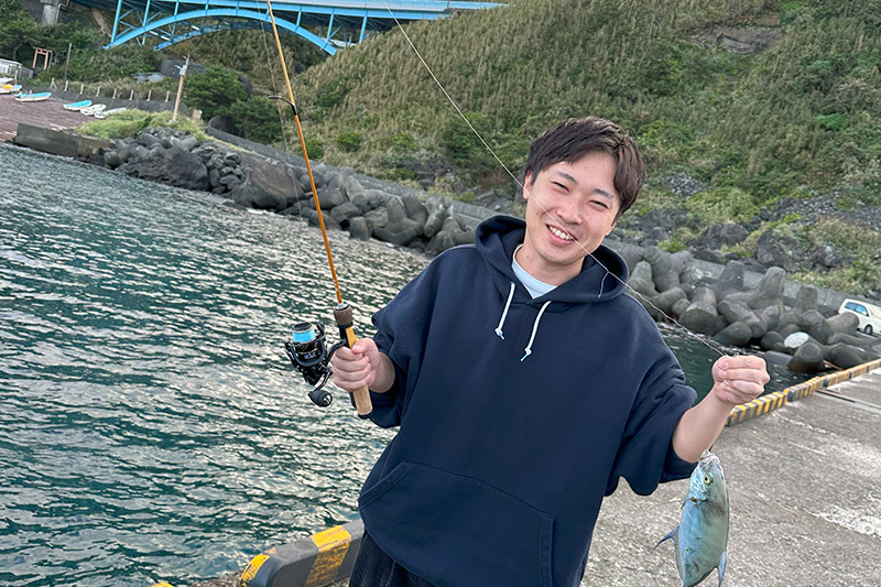 父の故郷を自分の「ふるさと」にしたい！東京の島・三宅島で生きる | 移住ストーリー