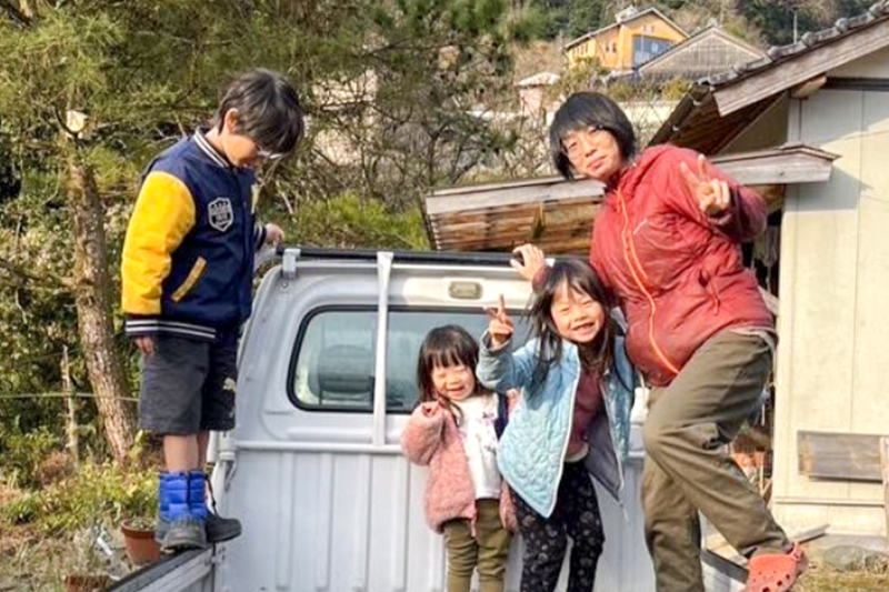 のびやかに過ごせる環境を求めて。本山町での暮らしの中に自然がある子育て | 移住ストーリー