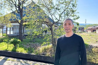 海を越え、飯山へ移住。古民家暮らしで見つけた、「ふるさと」の風景。 | 移住ストーリー